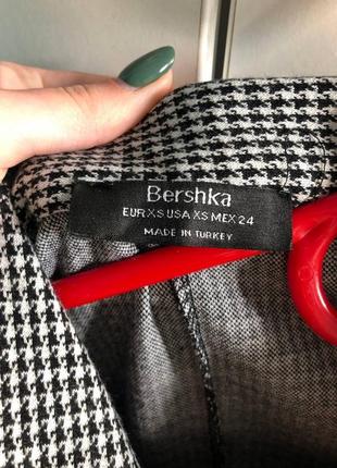 Продам платье bershka2 фото