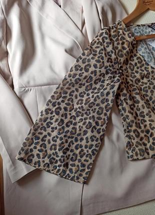 Блуза с затяжками5 фото