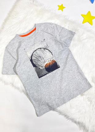 Дитяча футболка gap kids на 6-7 років