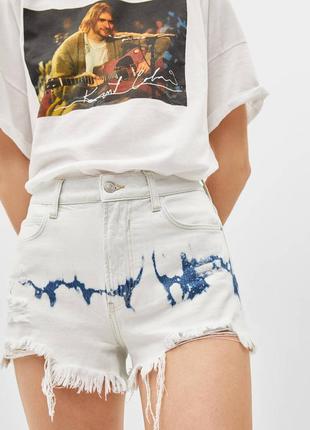 Скидка на новые шорты bershka