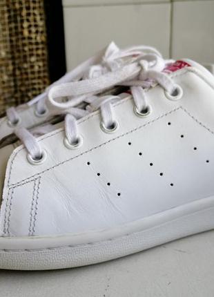 Фірмові шкіряні кросівки adidas 35р. оригінал