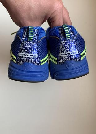 Кроссовки brooks 4