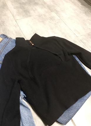 Гольф укороченный с открытой спиной кроп-топ