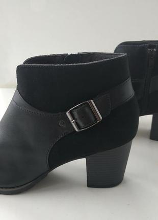 Півчобітки жіночі clarks на розмір 41 напівчоботи ботильйони10 фото