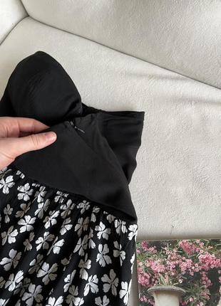 Чорна сукня без бритель з чашками6 фото