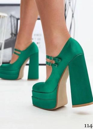 Трендові туфельки на високій платформі з каблуком зелені братц2 фото