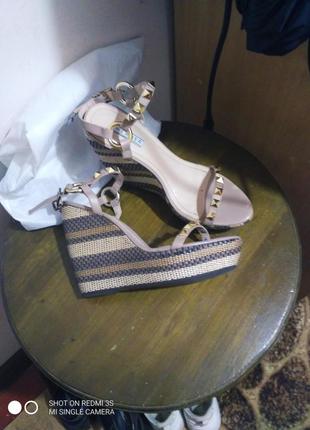 Босоножки werner