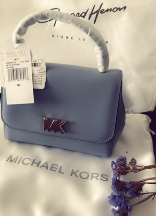 Трендова сумочка michael kors блакитного кольору2 фото