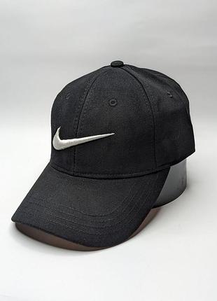 Бейсболка спортивная nike