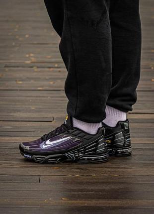 Мужские кроссовки nike air max plus#r найк аир макс плюс черновые с фиолетовым