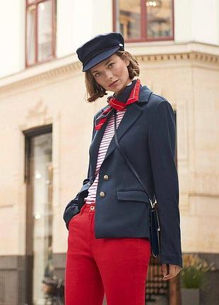 Жакет з джерсі з декоративними гудзиками , розм. наши: 48-50 (40 евро)