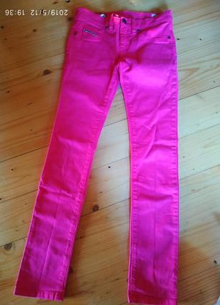 Джинси на дівчинку 9 років