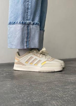 Женские кроссовки adidas drop step beige / smb