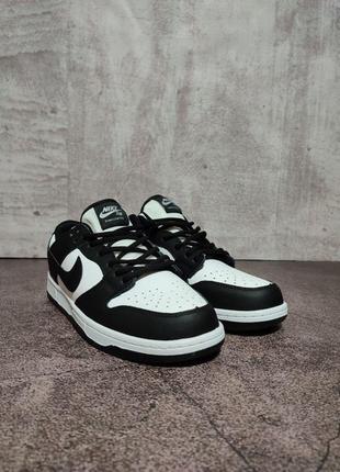 Жіночі кросівки nike dunk low retro white black v3 / smb10 фото