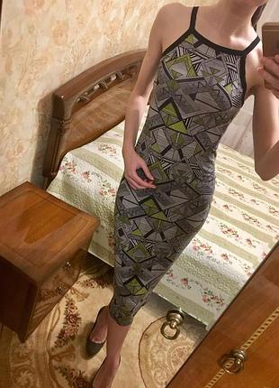 Платье сукня