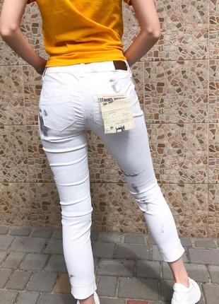 Жіночі білі джинси під мармур5 фото