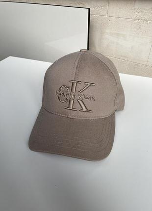 Кепка бейсболка calvin klein ck беж calvin klein