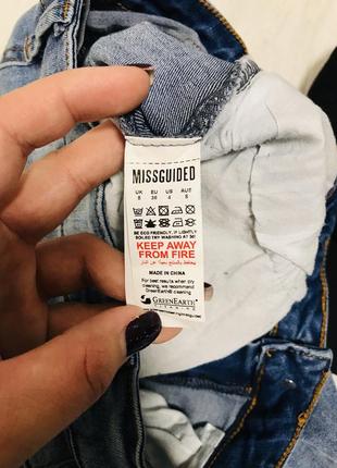 Стильные брендовые джинсы missguided с рваными элементами6 фото