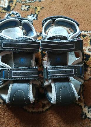 Босоніжки 26р