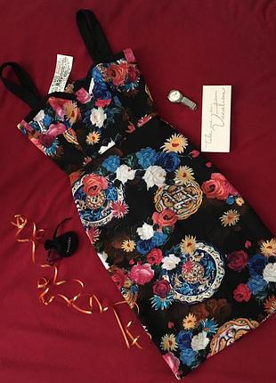 Плаття в квітковий принт