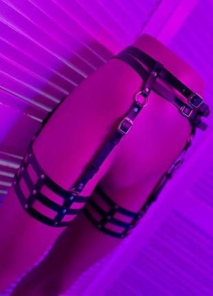 Гартери тройний захват, з двойним ременьцем, можна конструкція,але дуже якісна