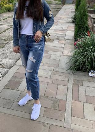 Джинси мом