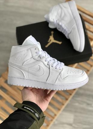 Мужские кроссовки nike air jordan 1 mid white 40-43-45