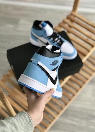 Женские кроссовки nike air jordan 1 mid blue white 37-382 фото