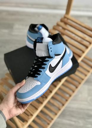 Женские кроссовки nike air jordan 1 mid blue white 37-383 фото