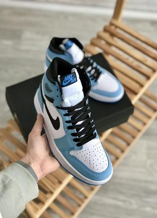 Женские кроссовки nike air jordan 1 mid blue white 37-386 фото