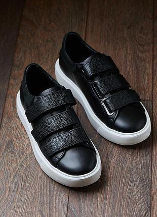 Стильные классные кеды натуральная кожа очень удобные