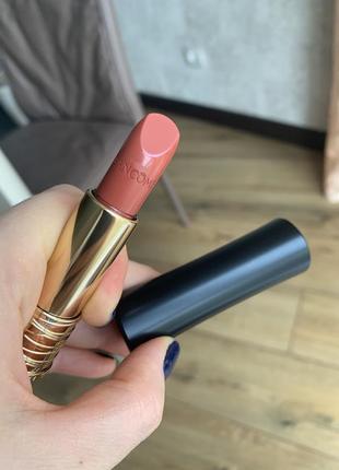 Кремовая помада с увлажняющим эффектом lancome l'absolu rouge cream 274