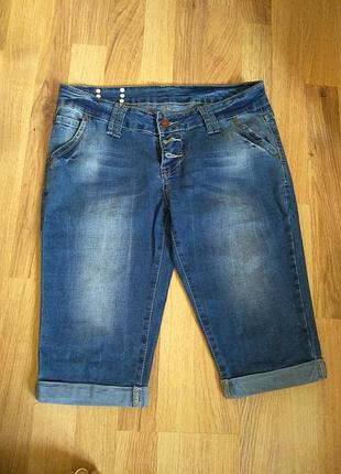 Джинсовые шорты