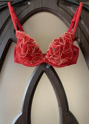 Шикарний, базовий, ажурний, бюстгальтер, червоного, кольору, від дорогого бренду: wonderbra👌