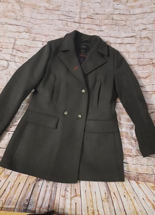 Пальто новое