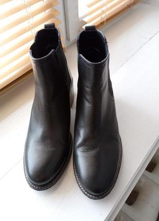 Шкіряні ботінки челсі/ чорні осінні весняні демісізонні черевики ботінки / кожаные ботинки челси