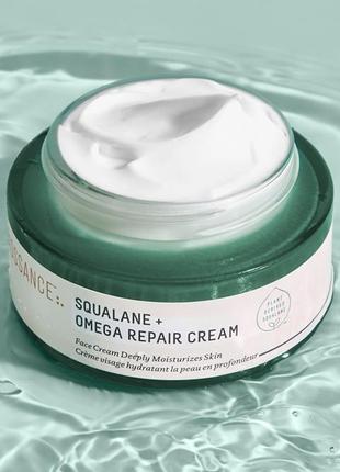 Глибоко зволожувальний і відновлювальний крем для обличчя biossance squalane + omega repair cream7 фото