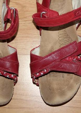 Босоножки кожа clarks 34-35р