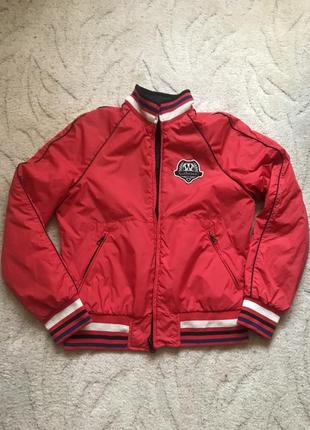 Курточка весна - осінь.