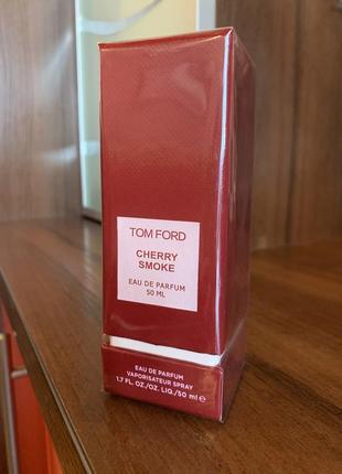 Cherry smoke від tom ford