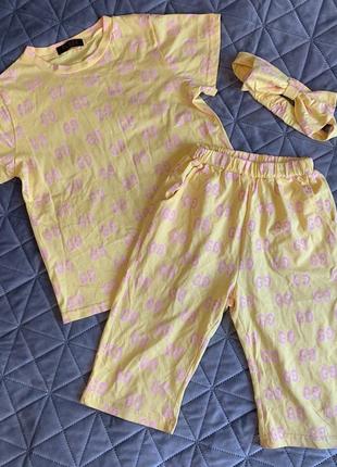 Костюм для дівчинки з шортами gucci 120/130 cm