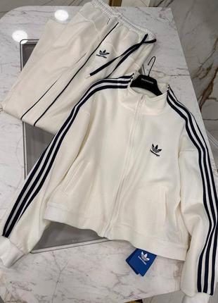 Костюм в стилі balenciaga adidas спортивний прогулянковий білий на молнії штани клеш палаццо з лампасами2 фото