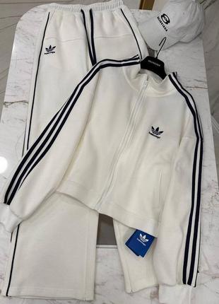 Костюм в стилі balenciaga adidas спортивний прогулянковий білий на молнії штани клеш палаццо з лампасами1 фото