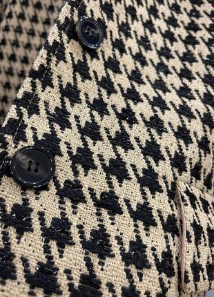 Костюм в стиле christian dior шерсть твид лапка пиджак укороченный с капюшоном юбка солнце беж песочный7 фото