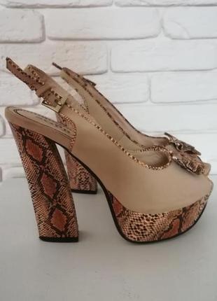 Босоніжки,р. 37