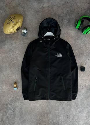 Топовая ветровка tnf