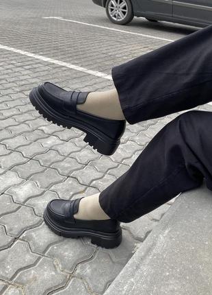 Лоферы туфли на платформе белые черные бежевые3 фото