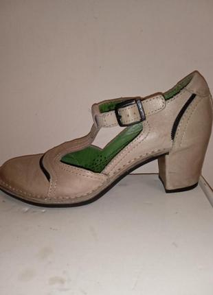 Туфлы кожа р.39-40 camel activ3 фото