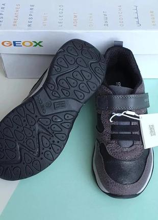 Кроссовки geox calco
 🛍в наличии:
✅ 30 размер 19.6 см. стелька.5 фото