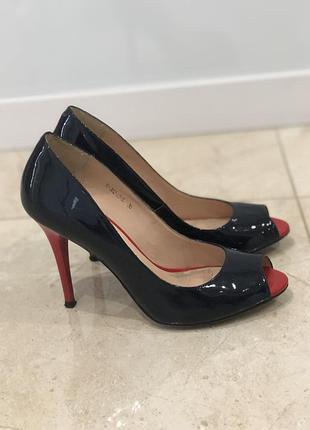 Туфлі-босоніжки vitto rossi